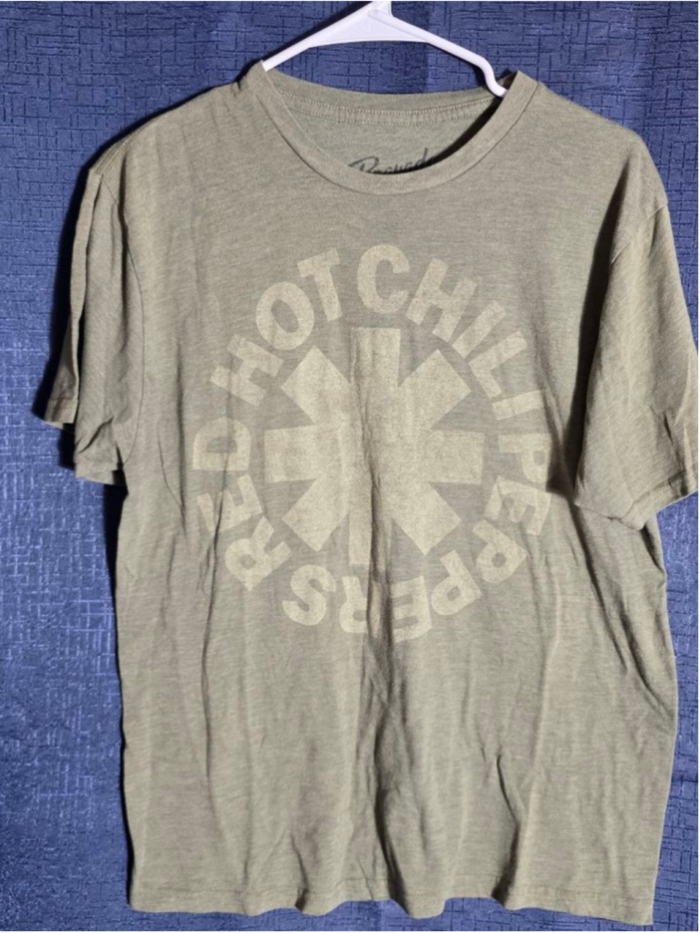 Men's Bravado Olive Green Red Hot Chili Peppers Short Sleeve Tee M vintage retro